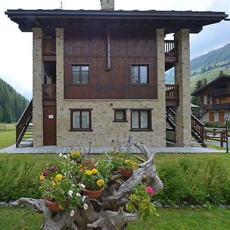 Apartment Gerandin Champoluc Eksteriør bilde
